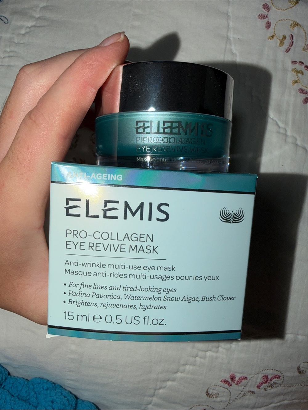 ELEMIS Pro-Collagen Eye Revive Mask in teal and black